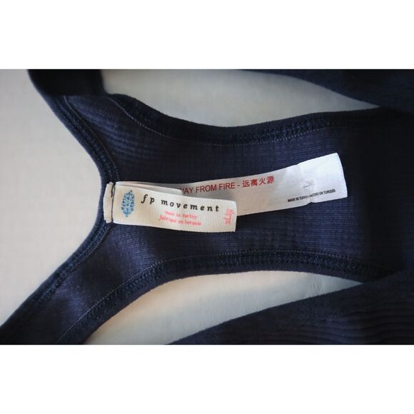 FP Movement OB916007 Women's Sz XL Little Blueberry Free Throw Cropped Tank Top - Picture 3 of 7